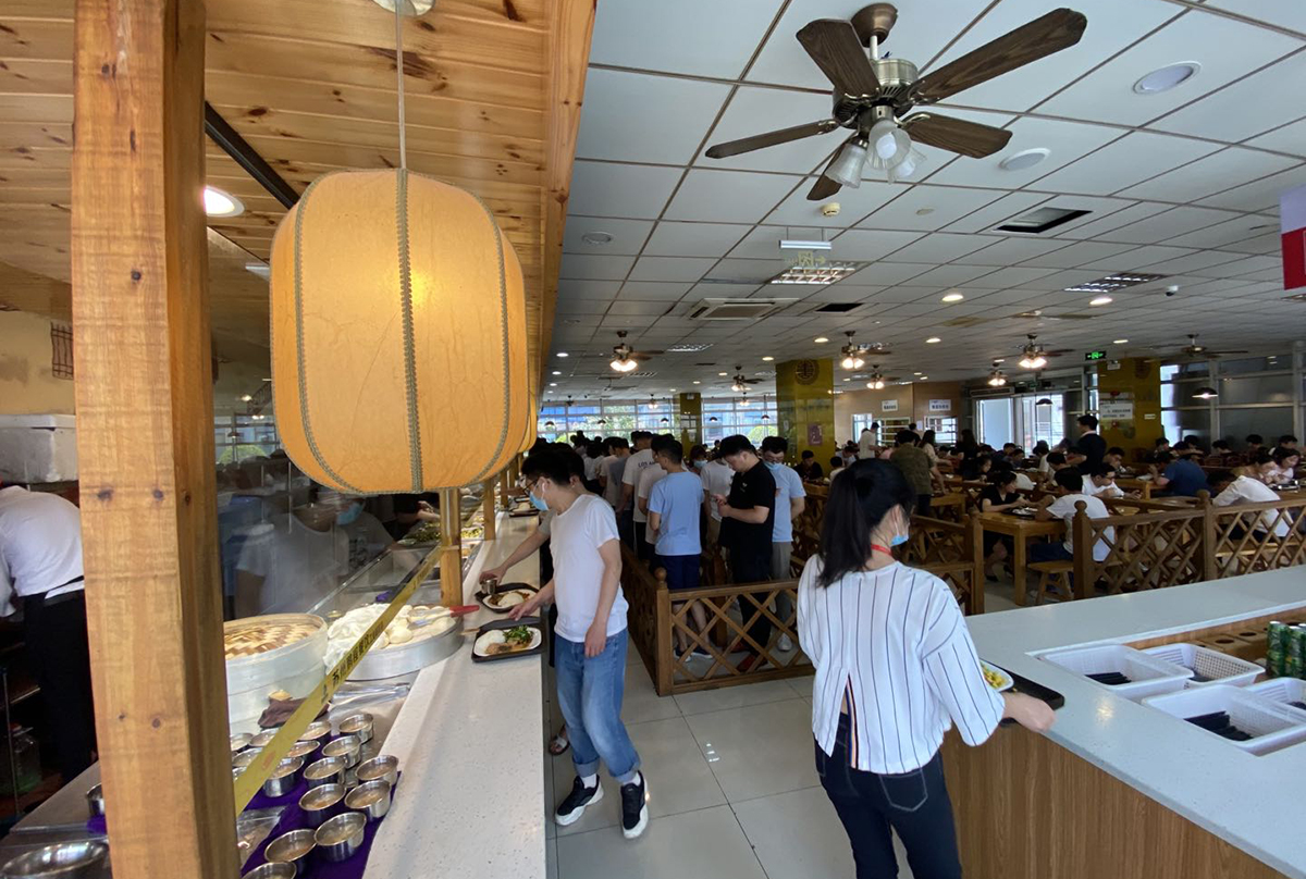 工廠食堂現場