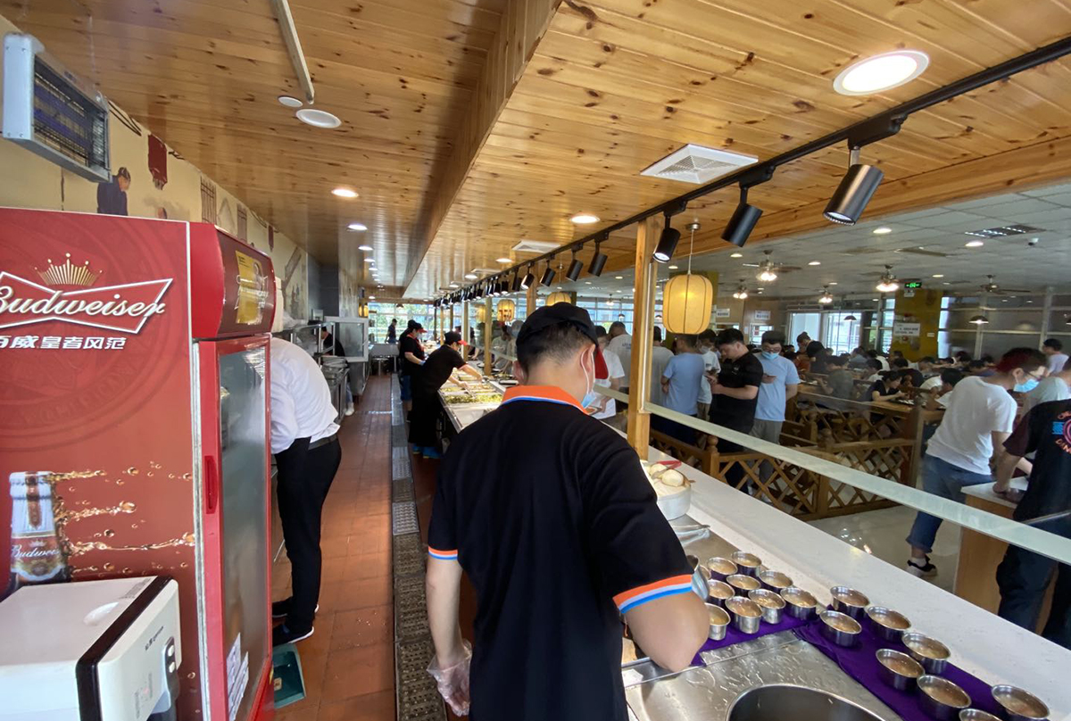 工廠食堂現場