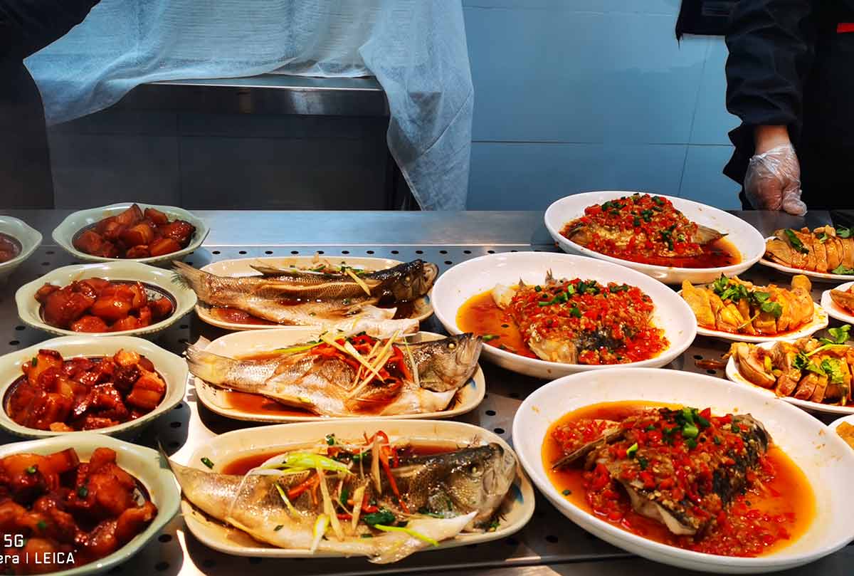 企事業食堂現場