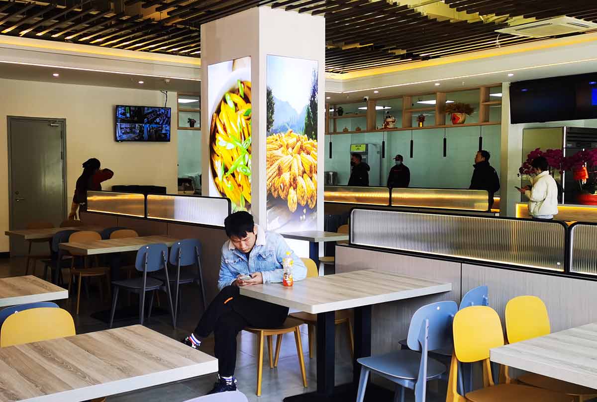 企事業食堂現場