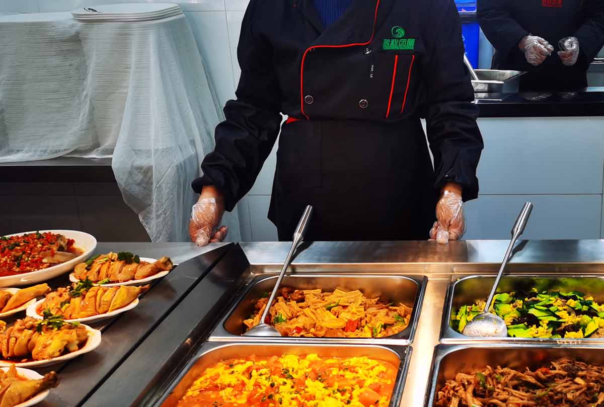 企事業食堂現場